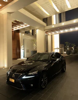 Lexus is250 clean