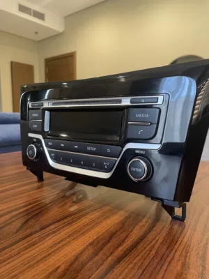 Original Nissan Stereo (OEM Unit)