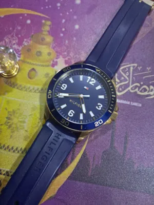 ساعة HILFIGER للبيع نظافة 90%