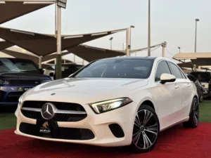 مرسيدس بنز A 220 4MATIC 2019 بدون صبغ بحالة الوكالة التامة وسعر عرض ممتاز.