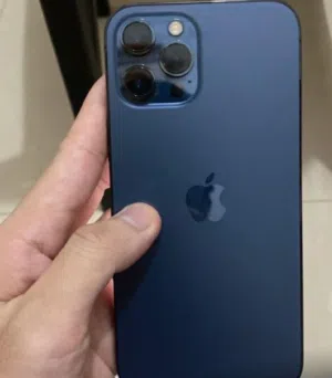 Apple iPhone 12 Pro Max 256 GB in Muscat