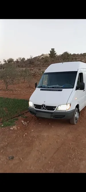 مرسيدس-416-2002