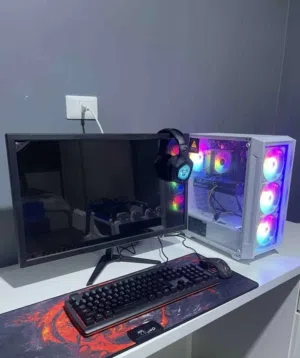 Pc ألعاب قوي جدا جديد وكالة
