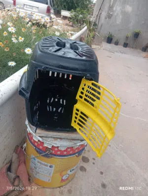 بوكس قطط  حالته نضيفه