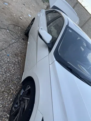 Used Hyundai Elantra in Basra
