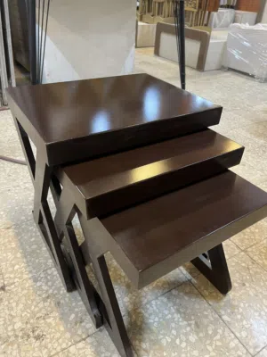 طاولات للبيع