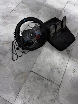 للبيع: ستيرن لوجيتيك G29 مع القير (Logitech G29 + Shifter)
