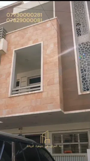 شقة طابق ثاني في القادسية للايجار