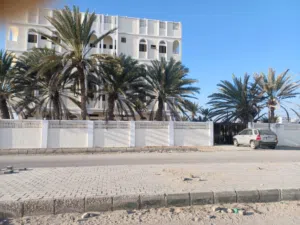 4 Floors . 4040 m2 . Landlord1