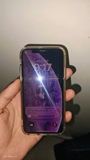ايفونxs للبيع مع 12كفر ومساحته256