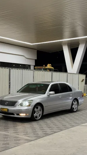 Used Lexus LS in Muscat