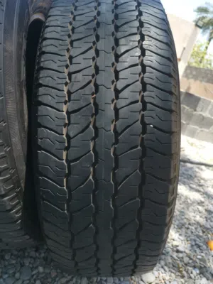 للبيع اطارات نوع يوكوهاما بحاله جيدة جداً