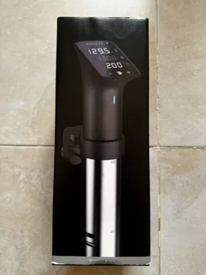 جهاز سوفيد Sous Vide للبيع مع ملحقاته جهاز للطبخ الدقيق