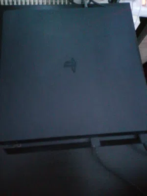 بلايستيشن 4 سليم مستعمل بحالة الوكالة قابل للمفاوضة