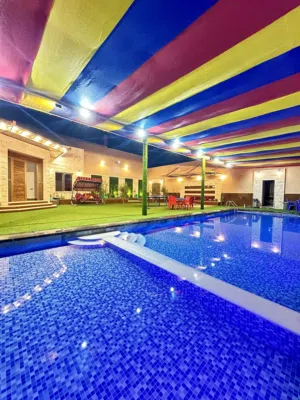 3 Bedrooms . Furnished . Daily1