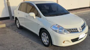 للبيع نيسان تيدا حجم المكينة 1،8 موديل 2009