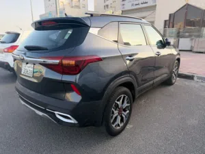 للبيع جيب كيا 2020 كامل المواصفات مكينه 1500 CC