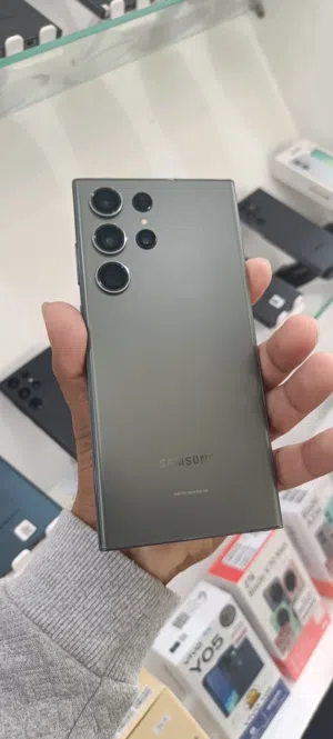 s23 ultra 256 GB 8 ram