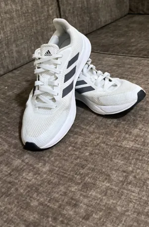 بوت اديداس اصلي اوروبي