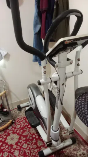 Grand branded elliptical trainer exercise machine