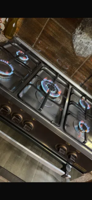 اثاث للبيع