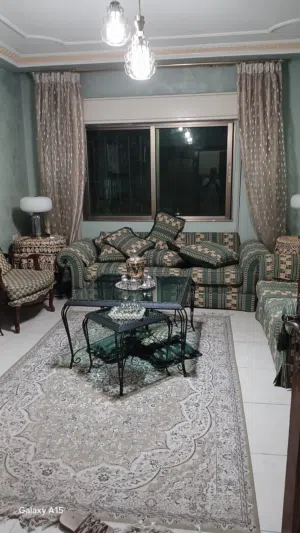شقة في الياسمين خلف مسجد نابلس للايجار