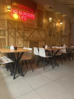 مطعم ومطبخ امريكي