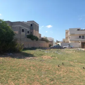 قطعة ارض سكنية في موقع سكني مميز