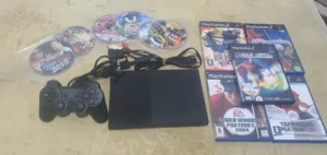 سلام عليكم ورحمة الله وبركاته للبيع  جهاز  Playstation 2 يخدم اصلي و كوبي معاه 11 دسكه  6 كوبي