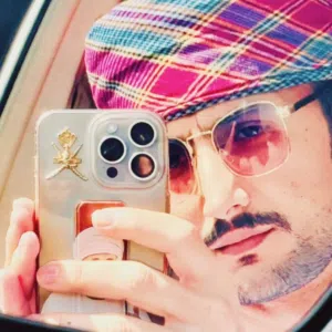 عاشق الورود 