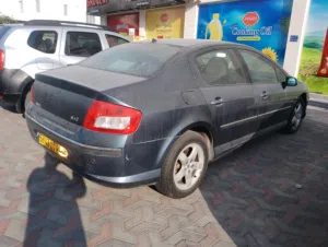 بيع سيارة قطع غير كامله