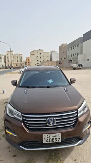شاسي شانجان CS75 Full Option موديل 2020 بنى بمواصفات خليجية مع تأمين إلزامي