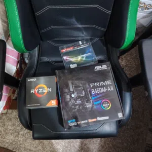سلام عليكم كومبو للبيع r5 5500