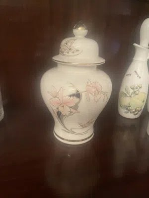 فازة زنجبيل خزفية من سبعينات القرن العشرين