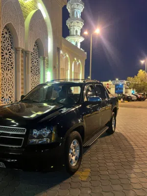 Used Chevrolet Avalanche in Hawally