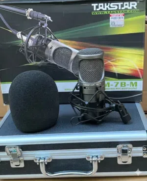 مايكروفون احترافي Takstar SM7B – جودة بث وتسجيل نقية وصوت استوديو