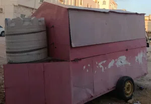 كرفانه.نظيف  للبيع شاصيهاا نظيفه. ارضيتهاا جديده   قابل ل تفاوض.      انت بس عطيني سعركك وباذن الله