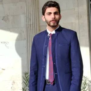 مهيمن 