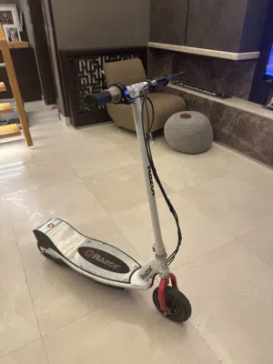 Razor scooter