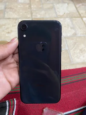 ايفون xr عادي