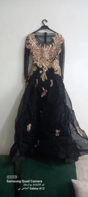 فستان سهرة