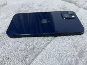 Apple iPhone 13 128 GB in Zarqa