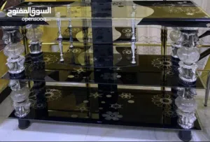 ميز تلفزيون للبيع