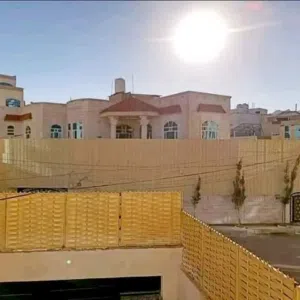 440 m2 More than 6 bedrooms Villa for Sale in Sana'a Hayi AlShabab Walriyada