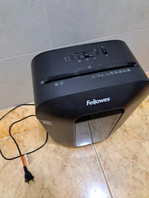فرامة ورق paper shredder FELLOWES