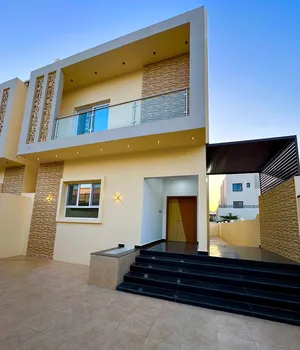 375 m2 5 Bedrooms Villa for Sale in Muscat Ghubrah