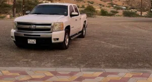Used Chevrolet Silverado in Dubai