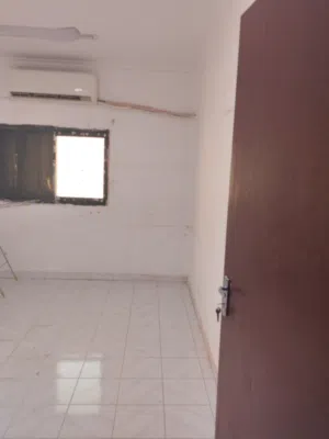 sharing room with family for rent in salmiya block 12