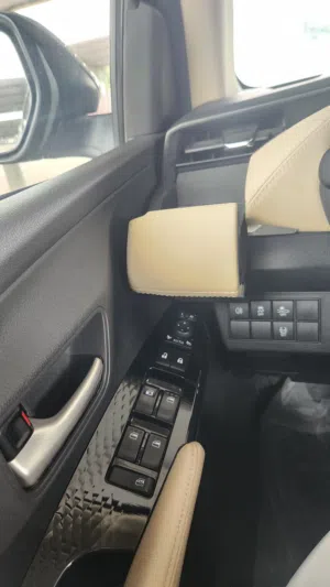 Toyota . Yaris . 2023 . New0