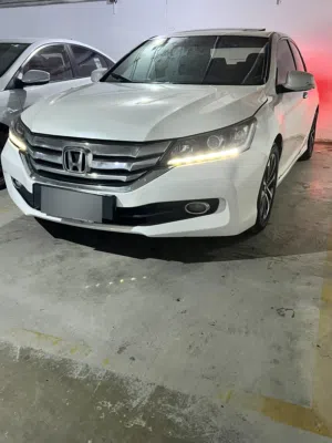 Honda accord 2015 Full option